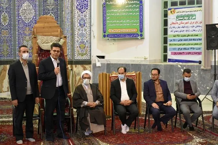 بهسازی  شبکه توزیع برق ۱۰ روستای شهرستان دلیجان در قالب طرح بهارستان