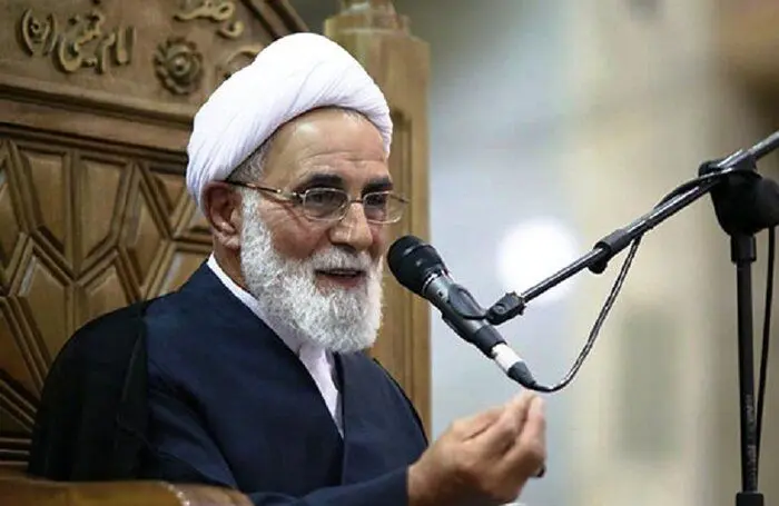 افراط و تفریط در عبادت هم پسندیده نیست