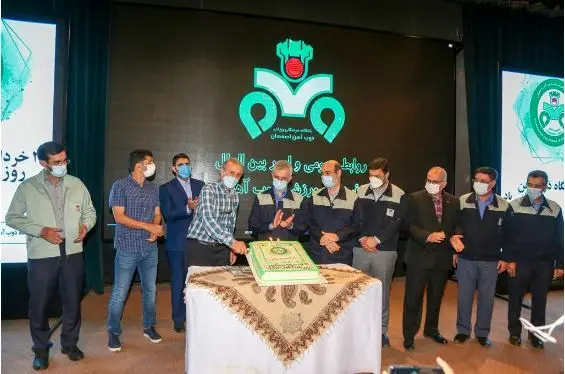  بازیکنان ذوب آهن از سخت کوشی تلاشگران خط تولید الگو بگیرند

