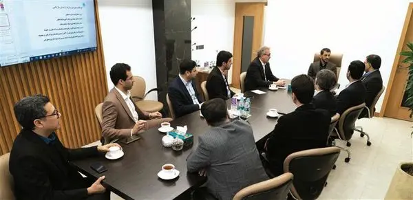 ضرورت استفاده حداکثری از ظرفیت‌های موجود در هلدینگ فولاد متیل برای تقویت صنایع‌ پایین‌دستی کشور

