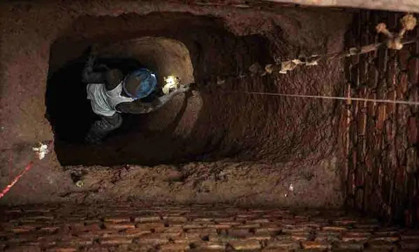 پیدا شدن جمجمه و اسکلت انسان در فضای سبز یک محله شلوغ + عکس