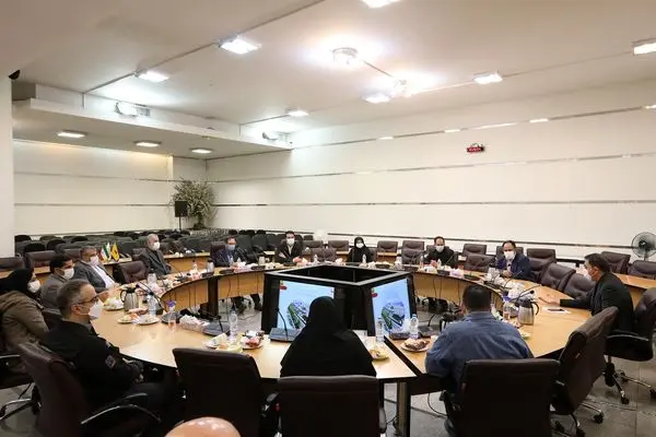 متروی تهران دست رنج سی سال تلاش است برای نگهداری آن نیازمند حمایت هستیم
