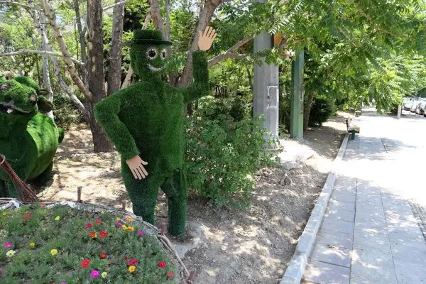 اجرای طرح "باغچه آراسته" در بزرگراه شهید همت