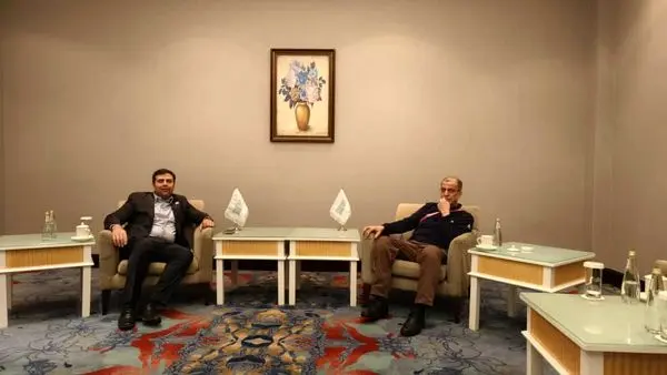 دیدار خسروی وفا با دبیرکل انجمن همبستگی ورزش کشورهای اسلامی