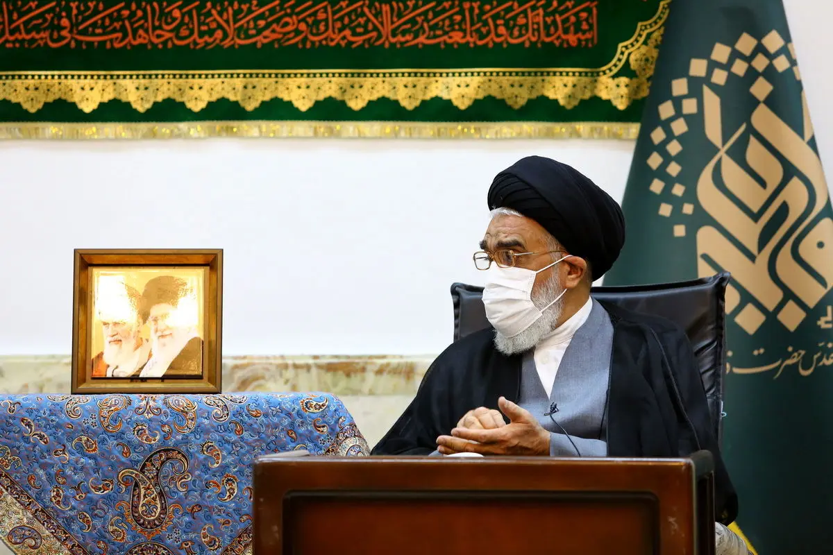 علما و اندیشمندان نسبت به معرفی بانوی کرامت مسئول هستند