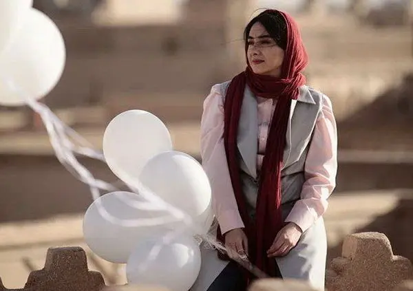 هانیه توسلی: هیچ پارتی نداشتم + عکس