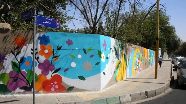 از اجرای ۴۵۰ مترمربع نقاشی دیواری در بزرگراه بسیج تا نورپردازی نقاط بی‌دفاع شهری