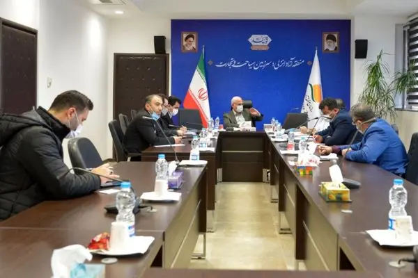 ابراز تمایل سرمایه‌گذاران خارجی صنعت پوشاک جهت حضور در منطقه آزاد انزلی

