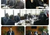 برگزاری جلسه بررسی آرای کمیسیون ماده صد با حضور شهردار منطقه