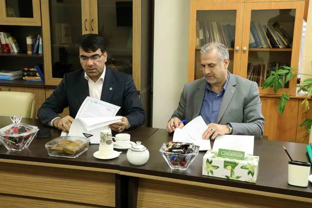 امضای قرارداد واگذاری سهام پالایشگاه شازند به منظور افزایش سرمایه دولت در بانک توسعه تعاون

