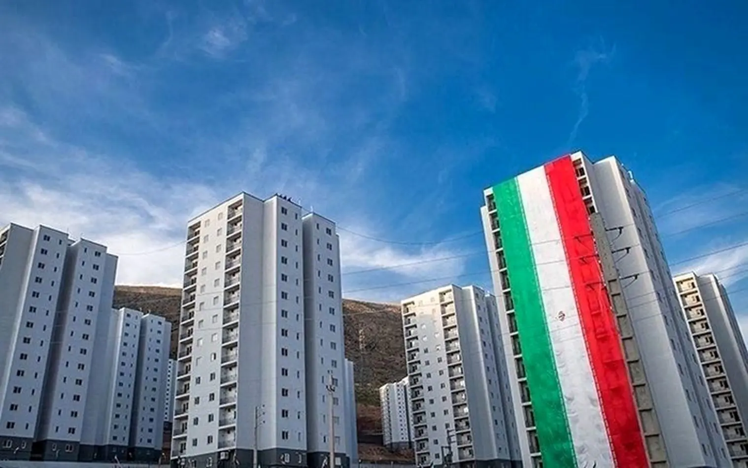رتبه برتر بانک دی در پرداخت تسهیلات جهش تولید مسکن در بین بانک‌های خصوصی

