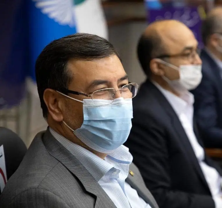 هیچ پروژه‌ای در هلدینگ خلیج فارس به دلیل عدم وجود پول، متوقف نشد