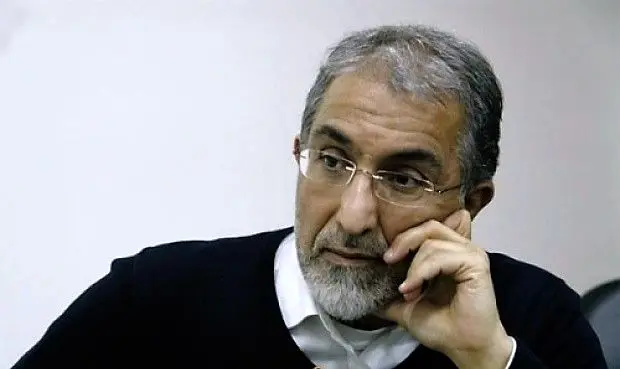 نرخ دلار باید زیر ۴ هزار تومان باشد
