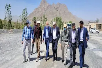 توزیع یک میلیون و ۱۵۰ هزار تن قیر برای حفظ و نگهداری جادههای کشور در سال جاری هدفگذاری شد
