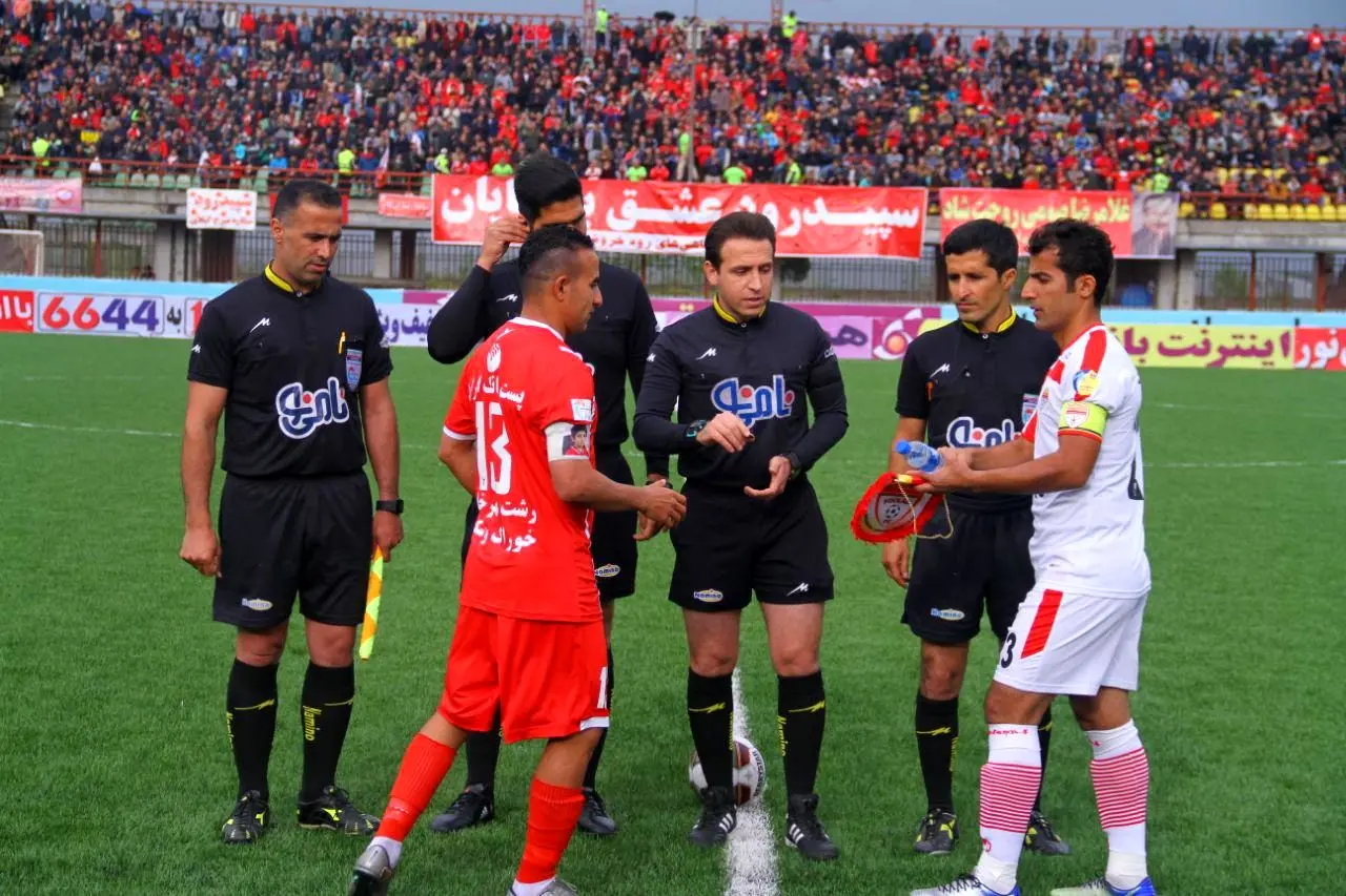  دوقولوهای افسانه ای فوتبال در آغوش هم + عکس