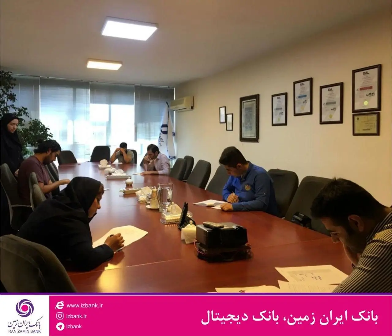 برگزاری آزمون ارزیابی و ارتقاء سطح دانش کارکنان مرکز ارتباط با مشتریان

