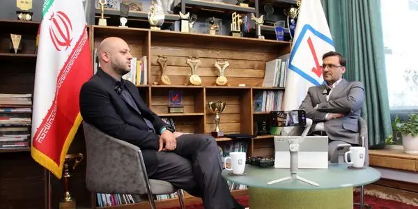 حمایت از نمایندگان سیاست اصلی مدیر عامل بیمه رازی