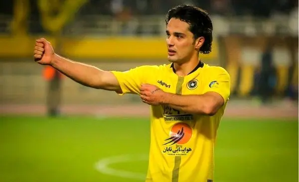 کنایه امید نورافکن به داور بازی با استقلال +عکس