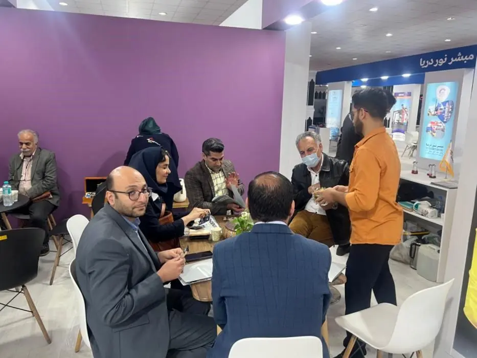 حضور فعال بانک صنعت و معدن در نمایشگاه صنایع دریا‌محور استان هرمزگان