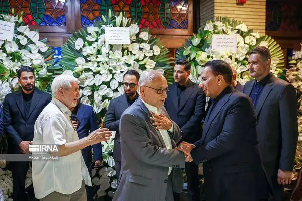 مراسم نکوداشت مادر شهیدان جهانگیری در مسجد نور تهران برگزار شد