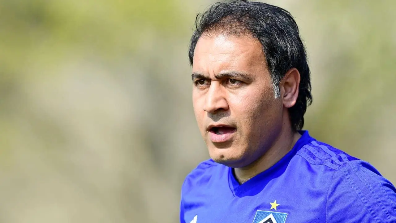 مهدوی‌کیا سرمربی تیم امید باقی ماند