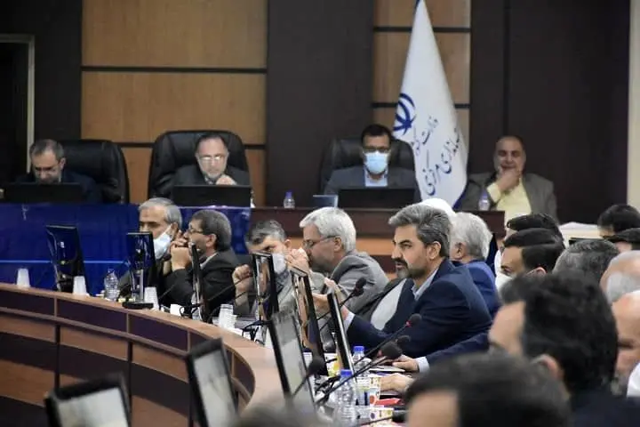 هوشمندی و برنامه ریزی همه جانبه مردم و مسئولان برای گذر از ایام پیک مصرف برق تابستان