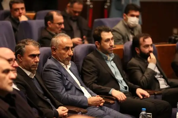 تفاهمهای پتروشیمی بندرامام با شرکتها دانشبنیان به قرارداد تبدیل شد