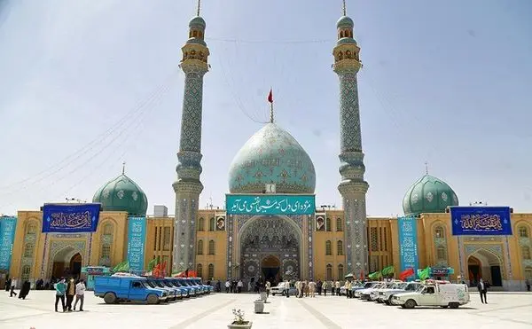 توزیع ۳۰ هزار بسته معیشتی در قم