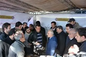 حضور کارکنان بانک صنعت و معدن در راهپیمایی با شکوه 22 بهمن