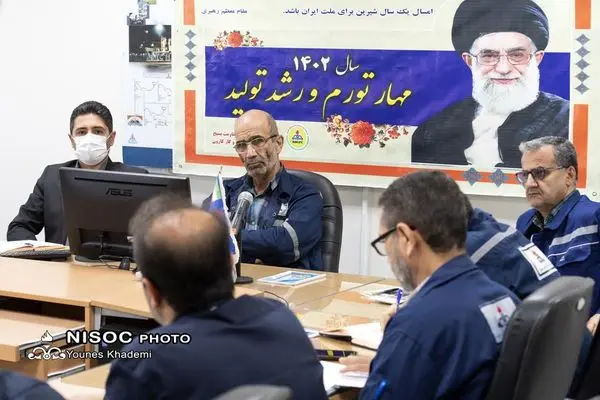 نشست پیگیری برنامه تولید مناطق نفت خیز جنوب به میزبانی شرکت کارون

