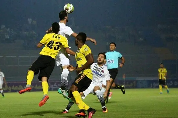 آرمینگ دافه  برای قرارداد با نساجی به ایران می‌آید