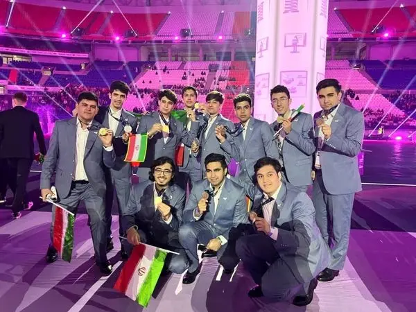 جوانان مهارتی ، با درخشش کم نظیر، توانایی ایران را به رخ دنیا کشیدند

