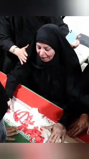 لحظاتی از وداع خانواده شهید محراب بشارتی