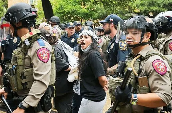 ساکت کردن منتقدان در دانشگاههای آمریکا