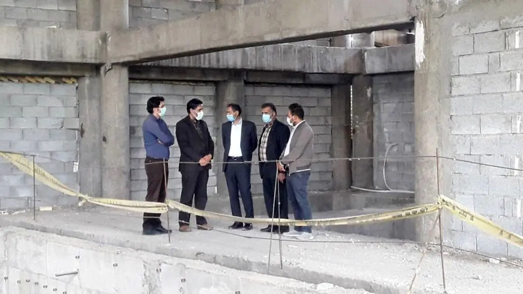 بازدید سر پرست مخابرات مرکزی از مجموعه فرهنگی ورزشی نیمه کاره حافظیه مخابرات

