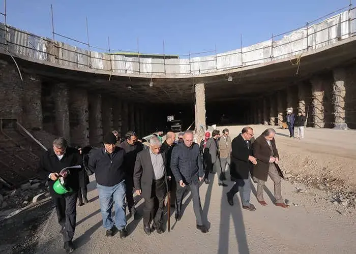 بازدید مشترک معاونان شهردار تهران از پروژه های احداث تونل- زیرگذر خیابان استادمعین و زیرگذر کوی نصر

