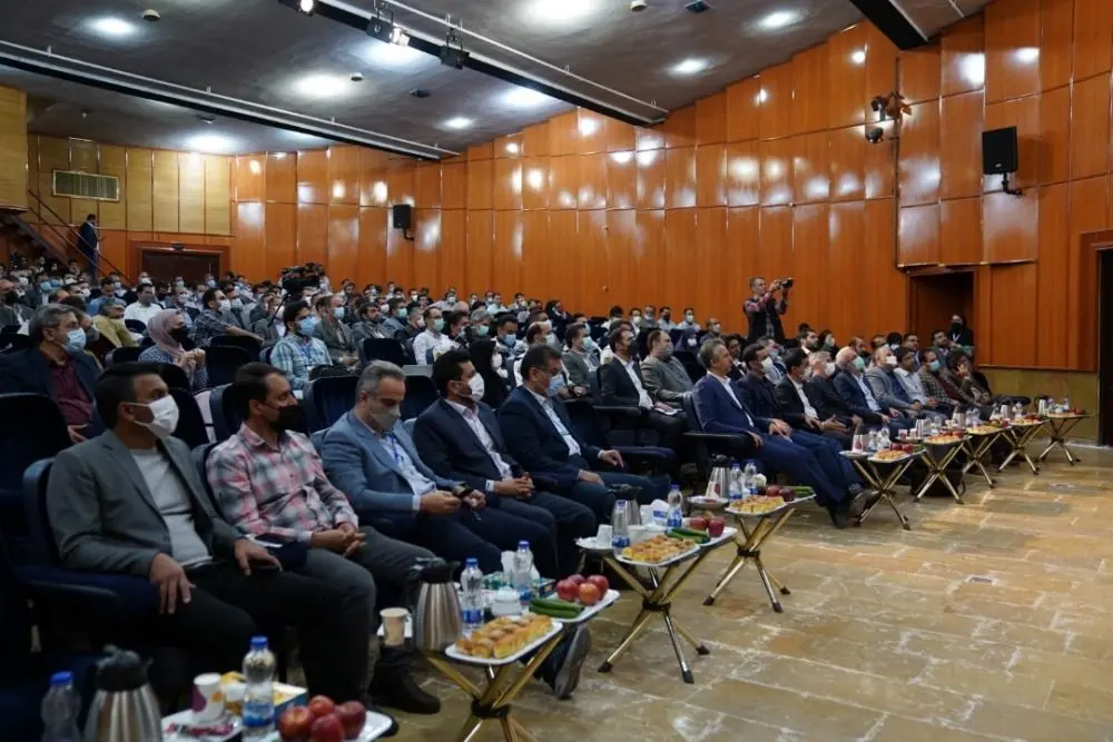 بررسی حادثه برخورد دو قطار مترو در ایستگاه چیتگر در ششمین همایش ایمنی در حمل‌ونقل