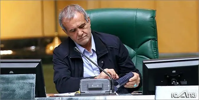 ملت با قدرت از نیروهای مسلح و سپاه دفاع خواهد کرد