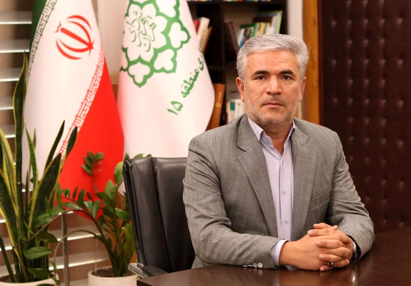  شهید حاج قاسم سلیمانی در اخلاص و گره‌گشایی کار مردم الگو بود


