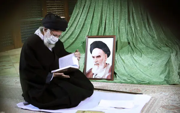 حضور رهبر انقلاب در مرقد امام خمینی(ره) و گلزارشهدا