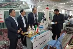 برپایی میز خدمت بانک سرمایه در مصلای نماز جمعه شهرکرد