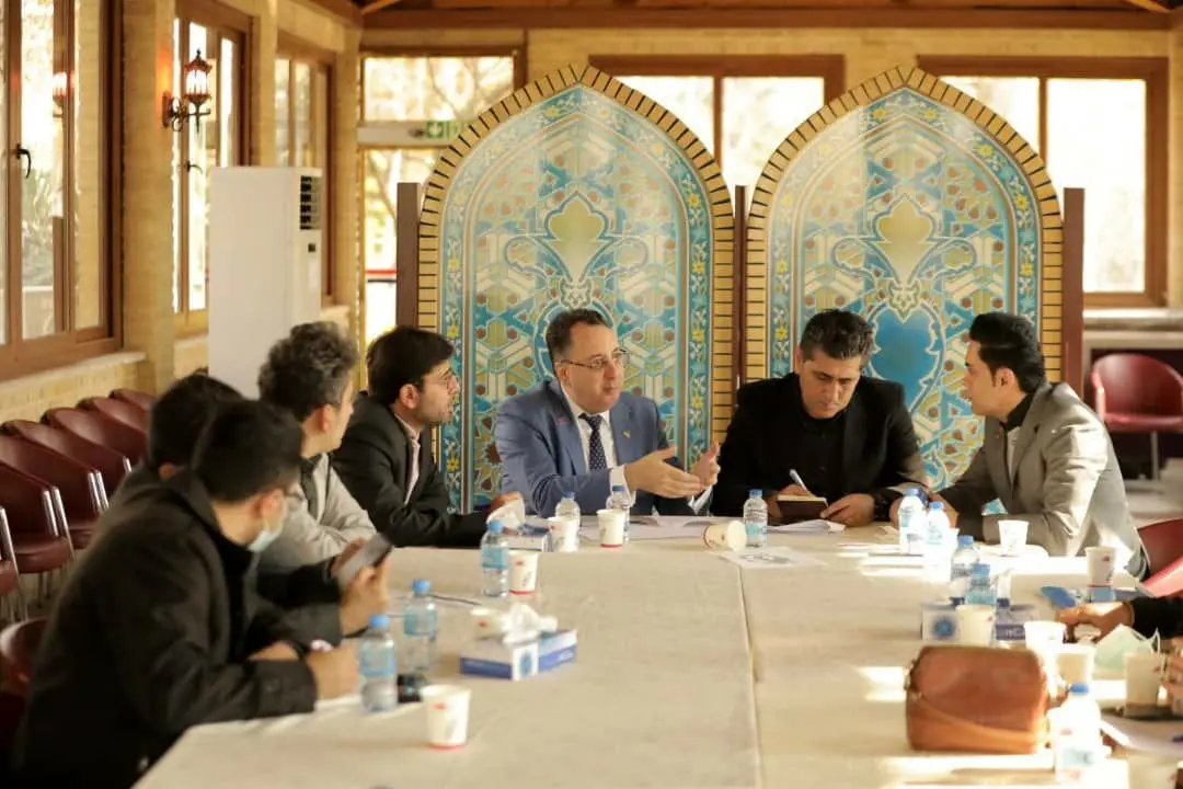 گفتگوی تخصصی شرکتهای تابعه  با شرکتهای دانش بنیان در موضوعات دانش محور

