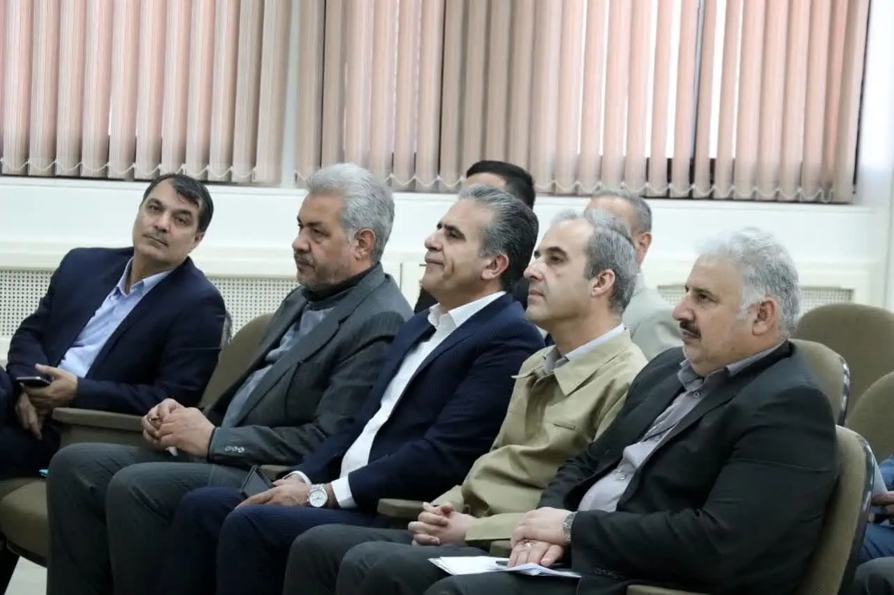سالانه ۵۰۰ دستگاه کمباین با هدف تامین نیاز داخلی تولید و روانه مزارع کشاورزان می‌شود