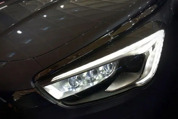 وضعیت "ژلهای" استانداردهای ۸۵ گانه خودرویی تا دی ۹۷