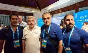 دیدار توماس باخ با ورزشکاران ایرانی در دهکده بازی‌ها