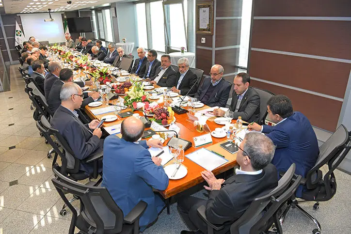 برگزاری نشست مشترک مدیران عامل بانک‌های خصوصی و دولتی به میزبانی بانک کارآفرین