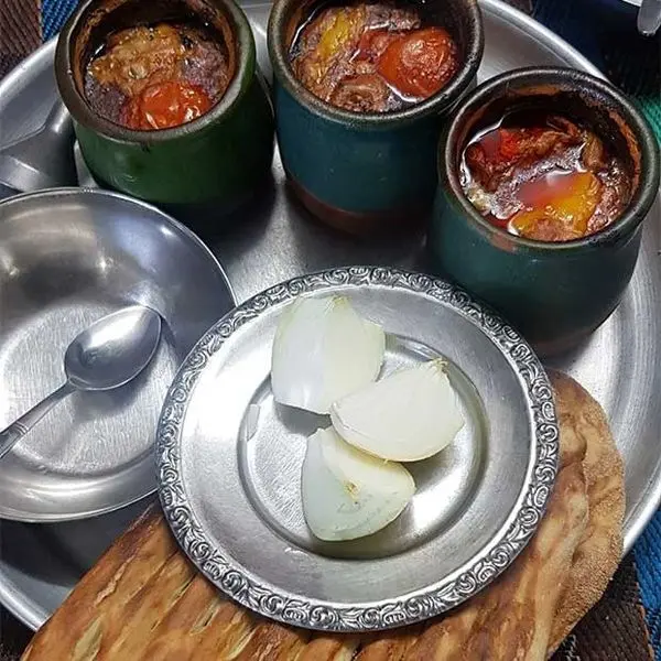 معرفی معروفترین آشها و دیزیهای ایرانی در پرس تیوی