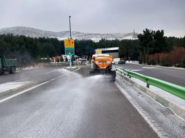 تردد در معابر و بزرگراه های منطقه ۱۳ به طور عادی در جریان است