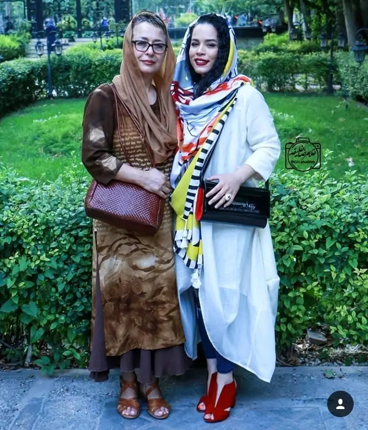 تصویر یادگاری ملیکا شریفی نیا و آزیتا حاجیان + عکس