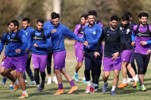 تمرین استقلال در چمن مصنوعی برگزار شد!